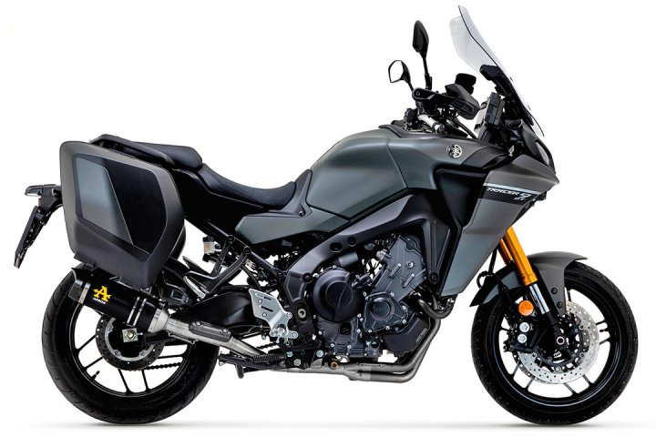 ARROW Auspuff DARK THUNDER für Yamaha Tracer 9 / GT 2021-, Aluminium schwarz und. Carbon-Endkappe