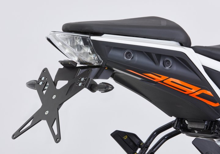 PROTECH Kennzeichenhalterset inkl. Reflektor und Kennzeichenbeleuchtung für 125 Duke KTM IS Duke fÃ