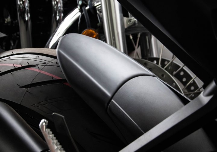 BODYSTYLE Hinterradabdeckungsverlängerung für CB1000R SC80 für CB1000R SC80