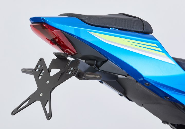 PROTECH Kennzeichenhalterset inkl. Reflektor und Kennzeichenbeleuchtung für GSX-R 1000 WDM0 für GS